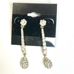 Tear Drop Diamond Rhinestoned Crystal Dangle Earrings